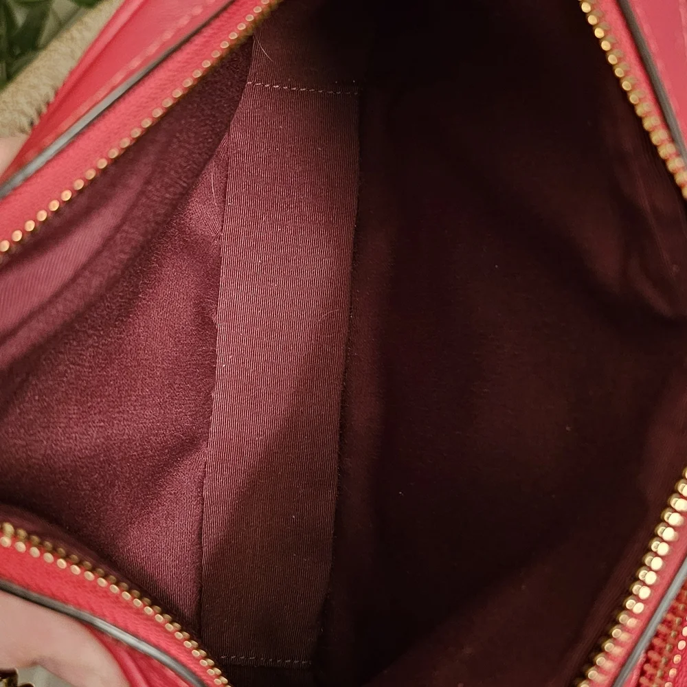 Coach Jes Puffer Heart Red Crossbody Camera Bag C2812 - Picture 8 of 9